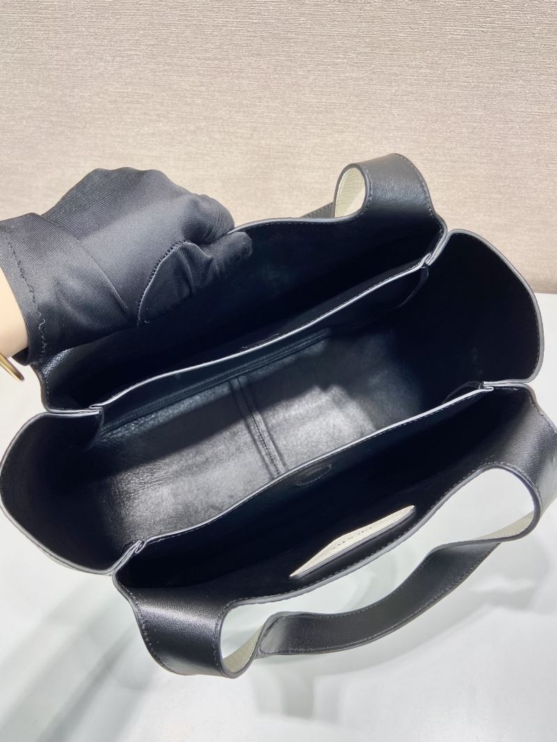 Pra*a bucket bags
